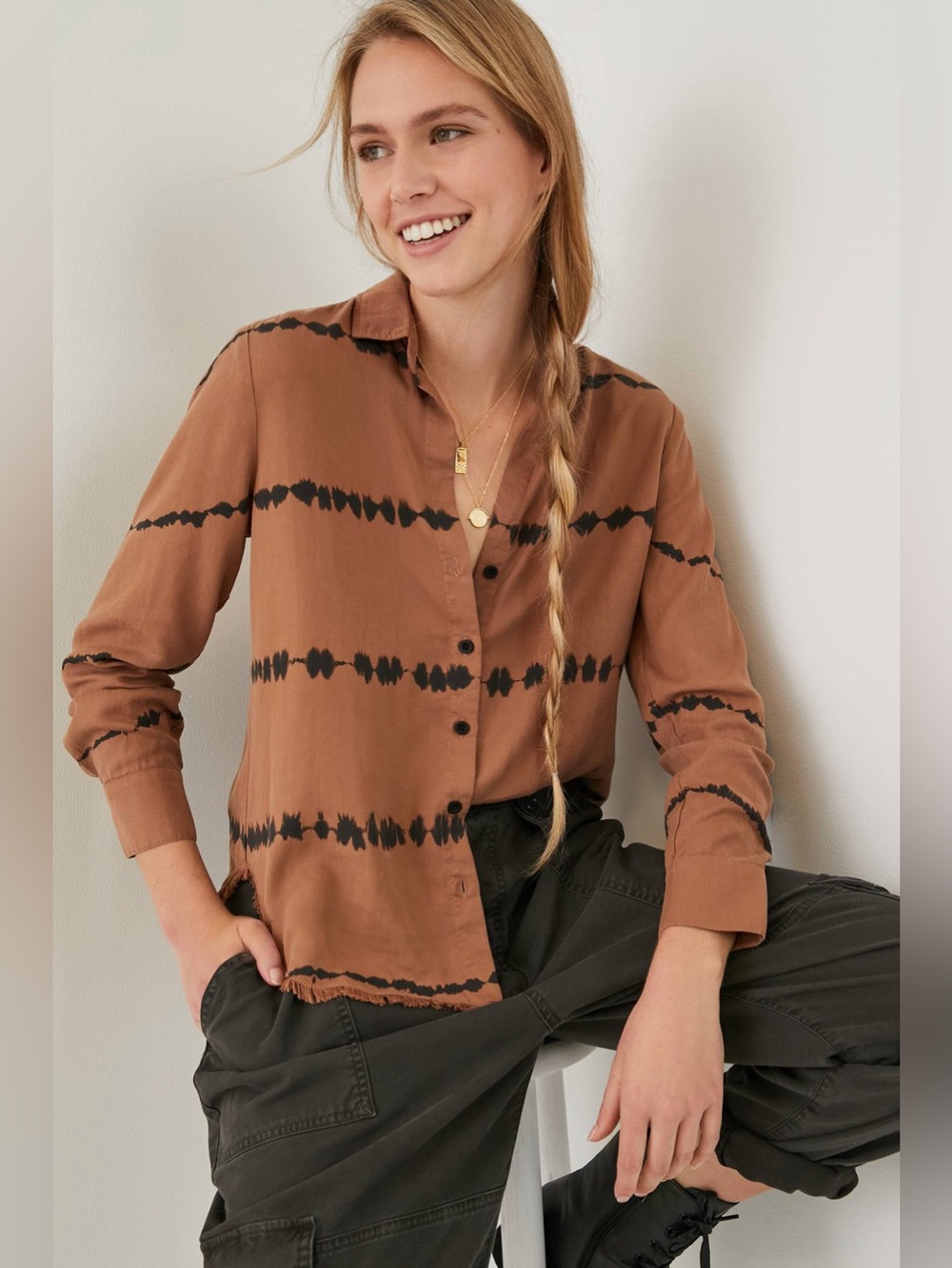 Cloth & Stone Anthropologie Edie Tie Dye Tencel Button Down Blouse Frayed Hem S